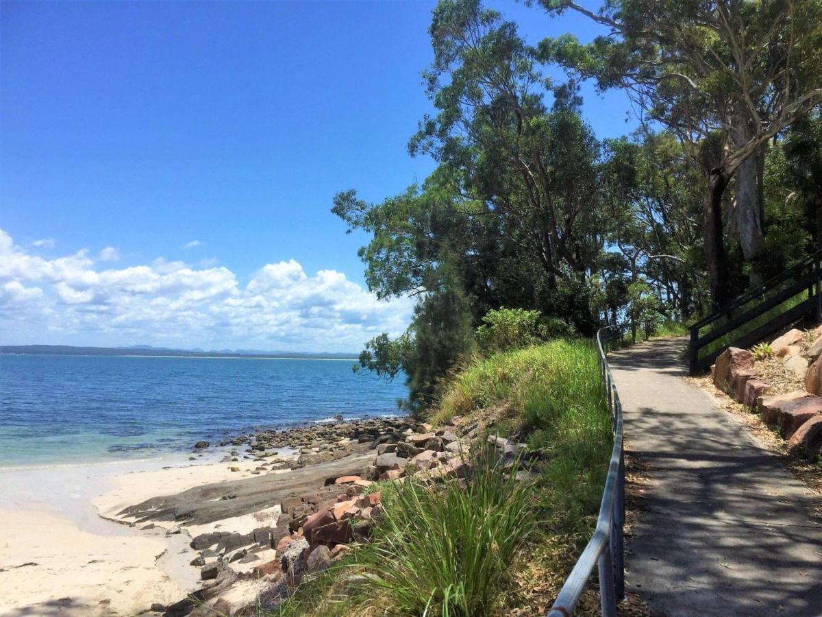 Dutchie'S Sand & Sea Beach House - Easy Walk To The Beach Nelson Bay Extérieur photo